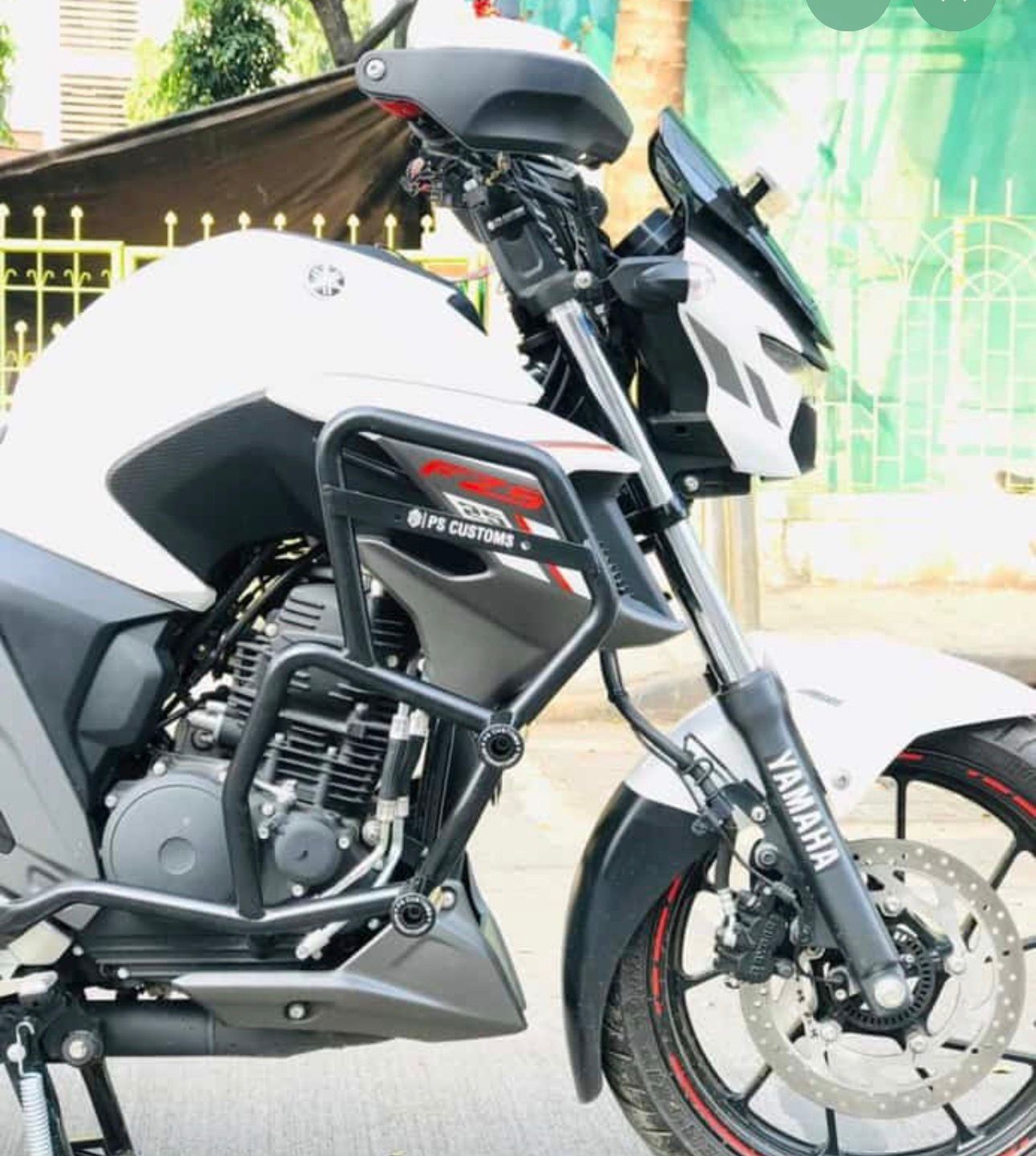 CRASH GUARD FZS 25